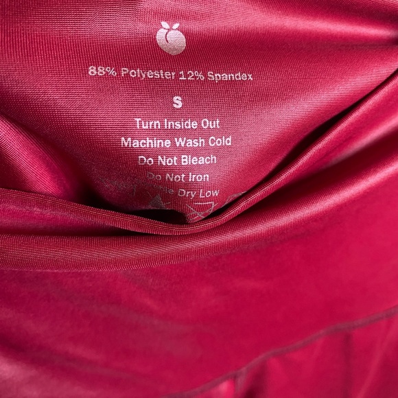 Shiny dark brick red tights. Stretchy, comfortable, fun - Picture 3 of 3